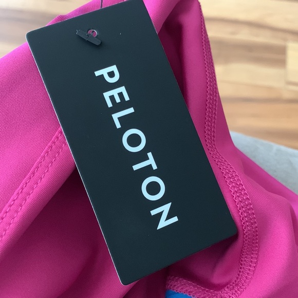 Peloton Womens' Fitness Apparel - Size X-Small: S/Pink - Picture 8 of 9
